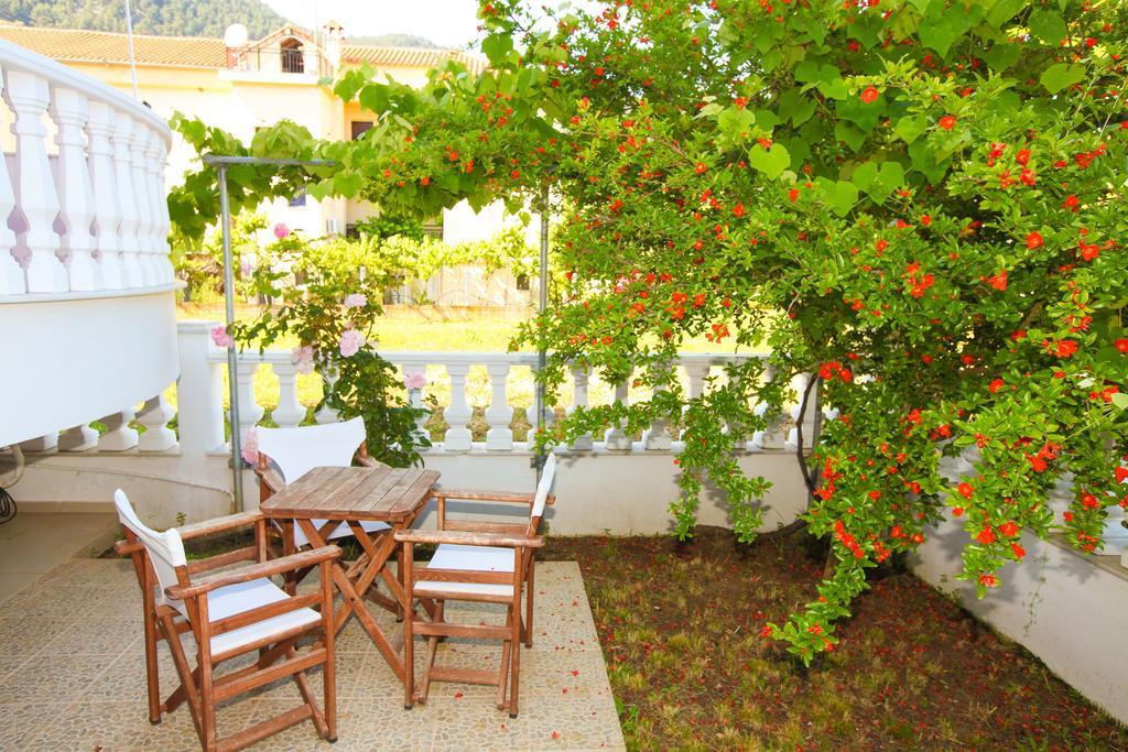 Nereids Apartments And Studios Хриси-Амудия Экстерьер фото