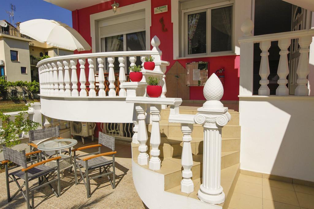 Nereids Apartments And Studios Хриси-Амудия Экстерьер фото